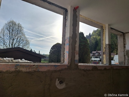 Prenova sanitarij na bazenu Pod skalco (9)